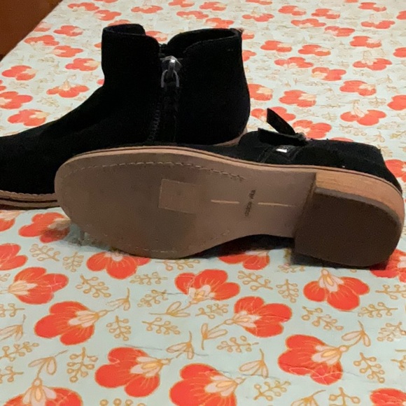 Black suede ankle boots - Picture 3 of 6